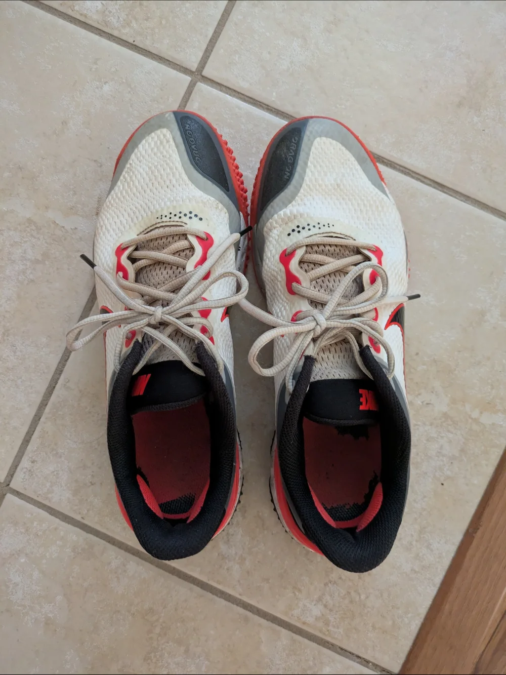 Men's Nike White, Coral and Black Running Shoes